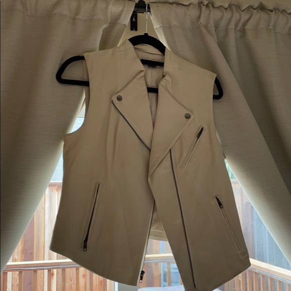 Leather theory vest - Picture 2 of 6